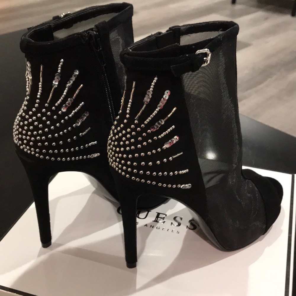 Guess Heels 😍👠